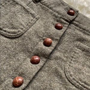 Wool button skirt